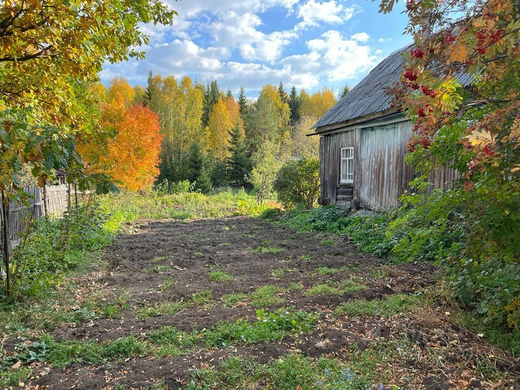 Кедровый (посёлок городского типа).