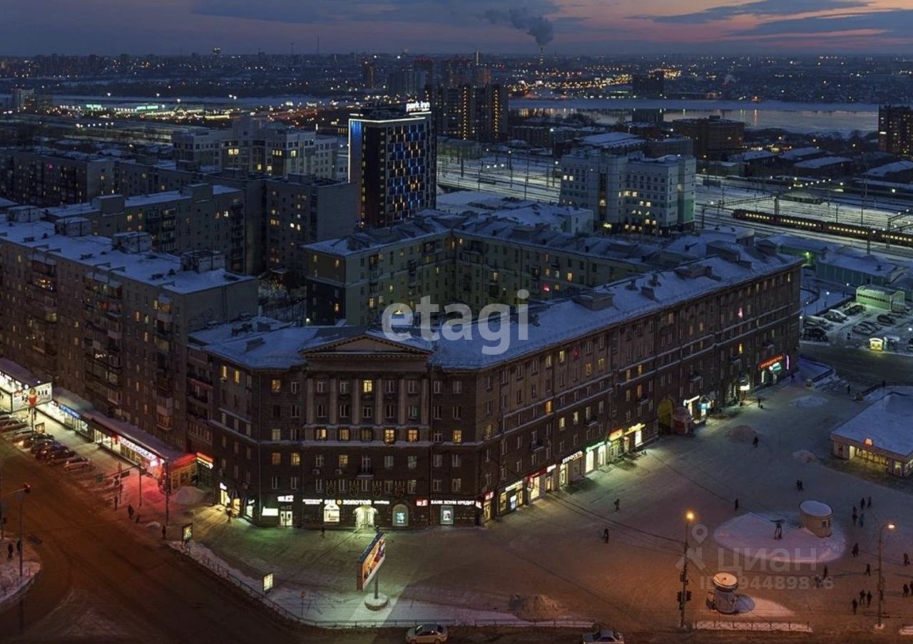 Новосибирск реальные фото. Ночной Новосибирск. Ночной Новосибирск НСК. Ночные улицы Новосибирска. Новосибирск столица России.