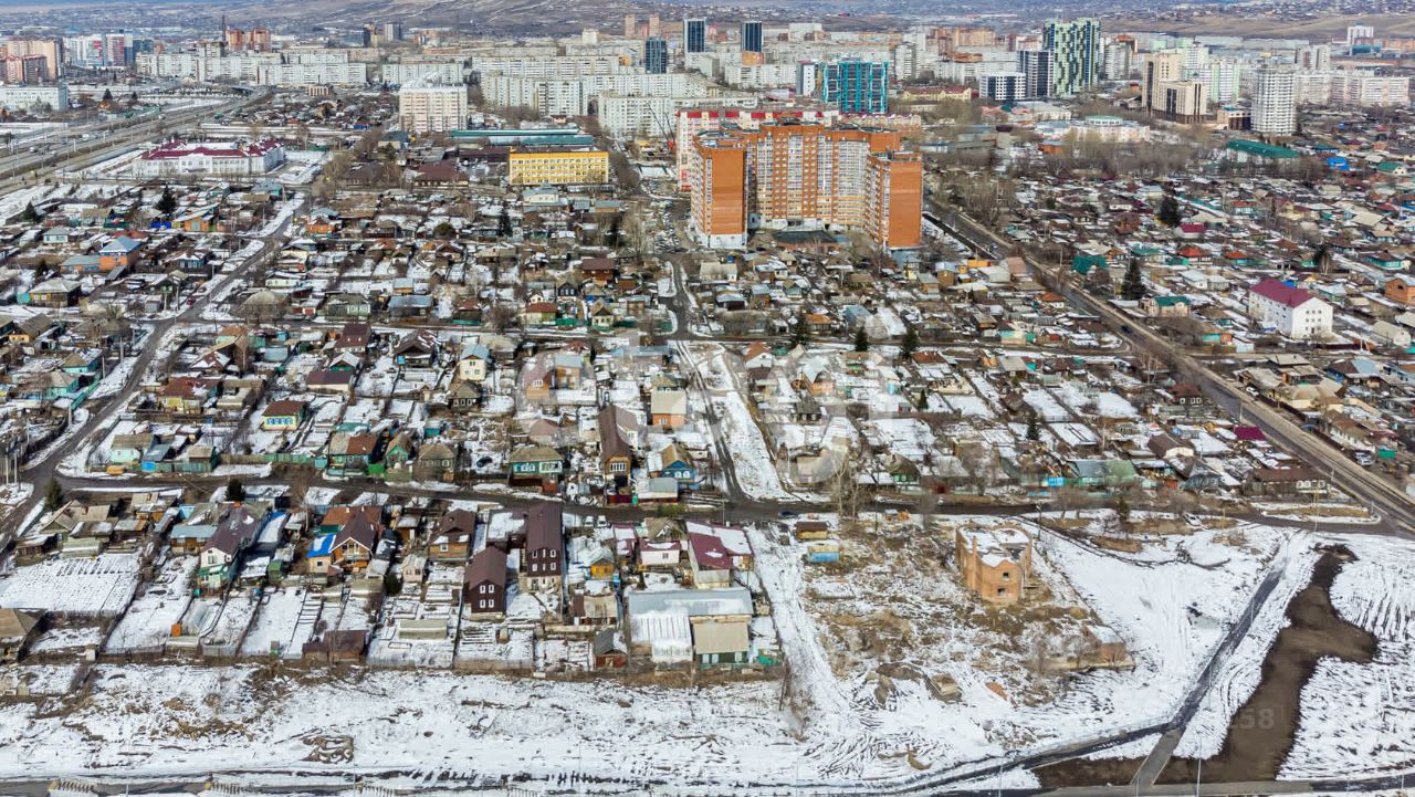 Купить дом, коттедж в Октябрьском районе районе в Красноярске, 387  объявлений о продаже загородной недвижимости по цене от 350 тыс ₽ на N1.