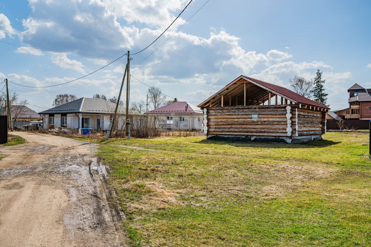 Купить дом, коттедж на улице Ленина в Бобровском, 2 объявления о продаже  загородной недвижимости по цене от 4 млн ₽ на N1.