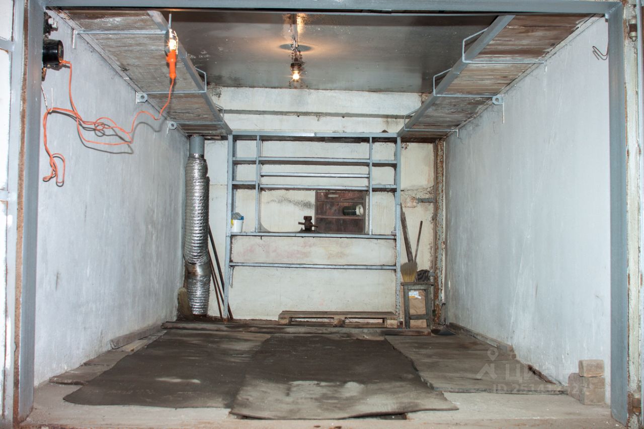 не капитальный гараж. аренда гаража в екатеринбурге. гараж восток. екатеринбург ул татищева 53. гараж в аренду на уралмаше рядом с омегой.