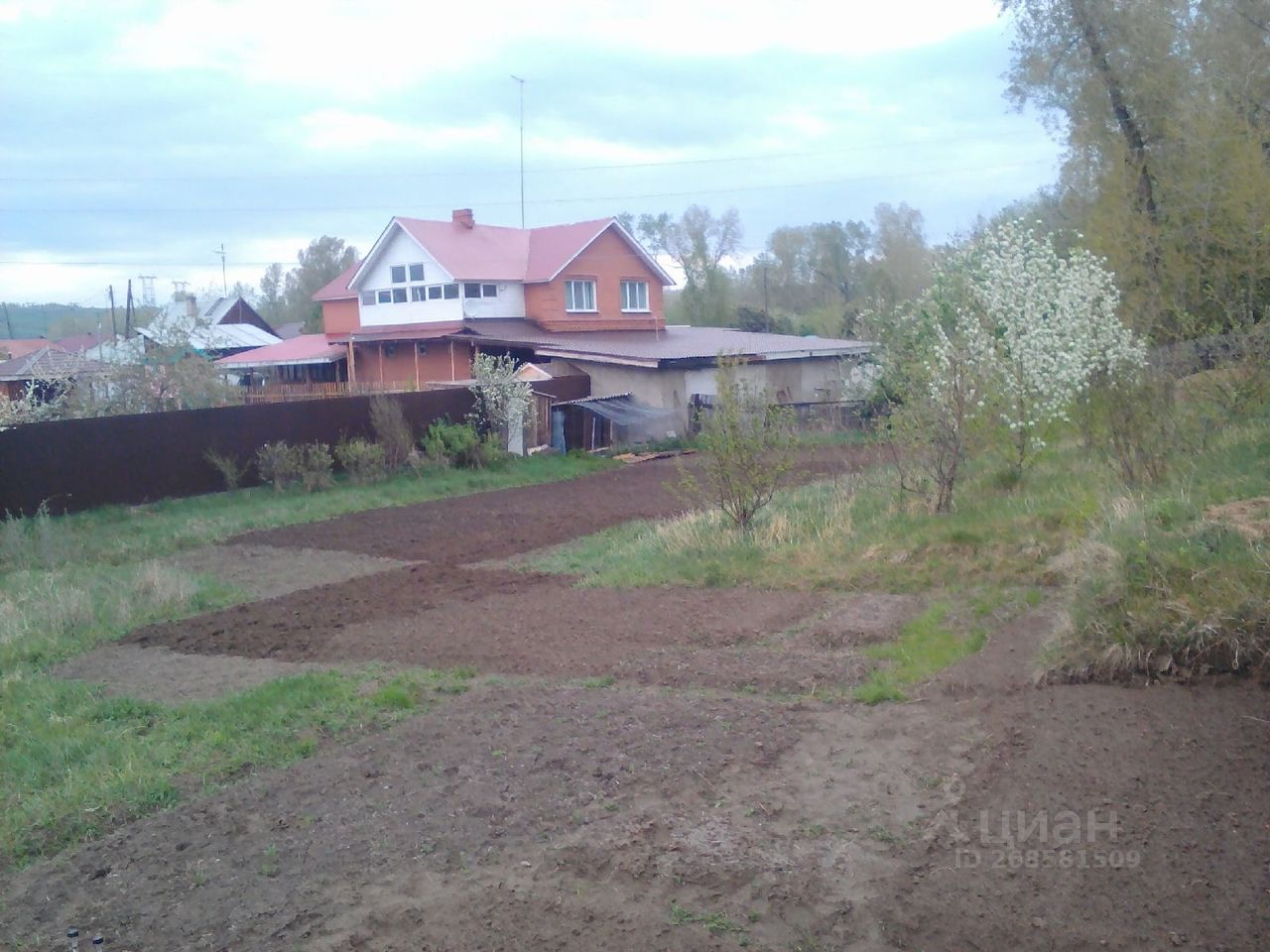 Улица затонская красноярск. Ермолаевский Затон Красноярский край. Ермолаево и Ермолаевский Затон Красноярский фото.