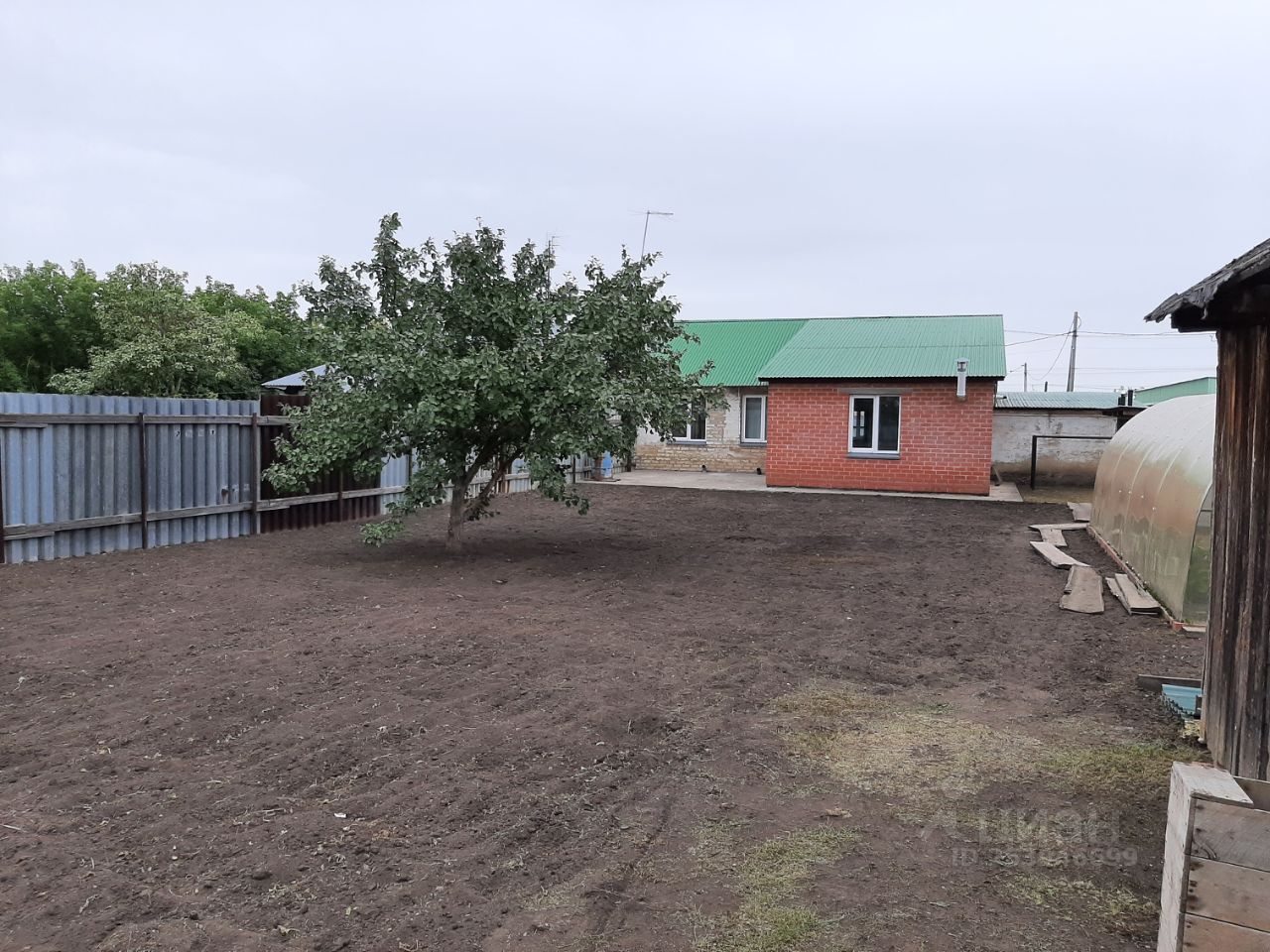 Дом в красном поле челябинск. Красное поле Челябинская область. Красное поле Челябинская область улица Солнечная дом 15. Поселок новое поле Челябинская область.