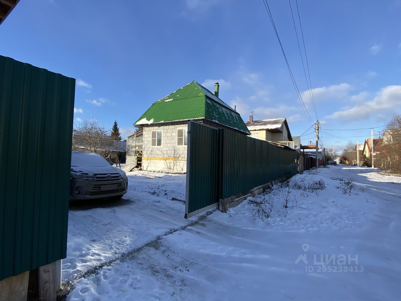 Купить дом, коттедж без посредников в Октябрьском районе районе в  Екатеринбурге, 33 объявления о продаже загородной недвижимости по цене от 1  млн ₽ на N1.