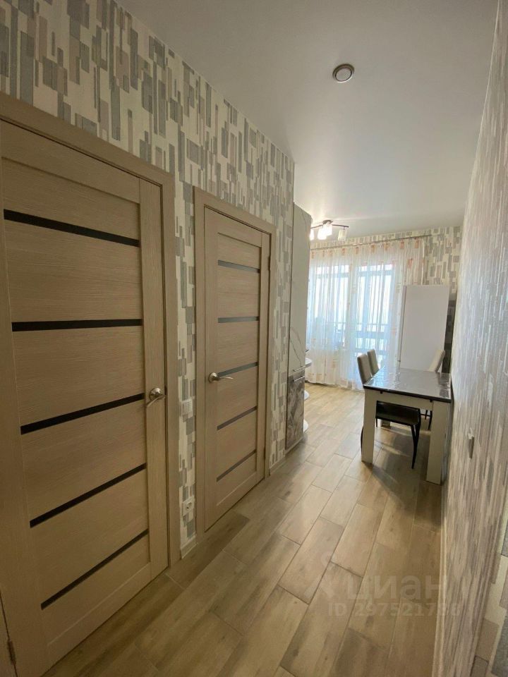 квартира на 1 час. аренда квартиры проспект кирова 3 казань. аренда квартиры кирова 1. витязево апартаменты с кухней у моря. снять квартиру в кирове на октябрьском проспекте 117.