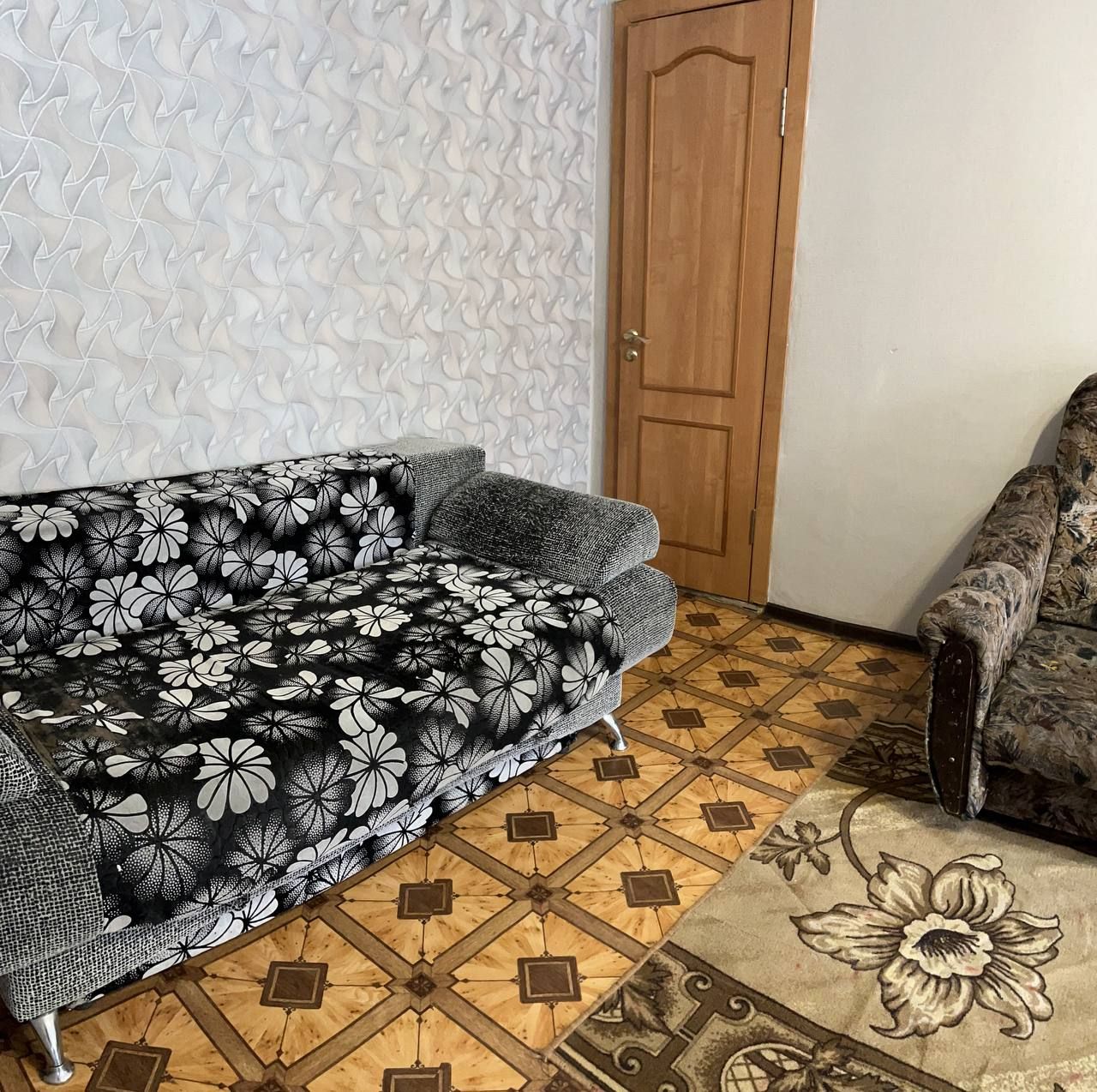 Новостройки корсаков сахалин. Холмск 60 лет октября. Фото фасадов агентство недвижимости в норильске. Портовый-4. Улица краснофлотская город.