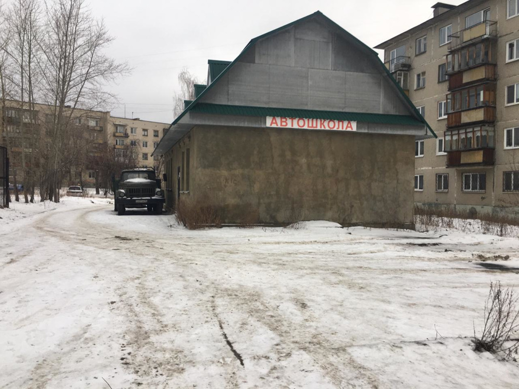 Новоуральск комсомольская 1. Новоуральск Комсомольская 16б. Комсомольская 16 Новоуральск. Комсомольская 17б Новоуральск. Комсомольская 14 Новоуральск.