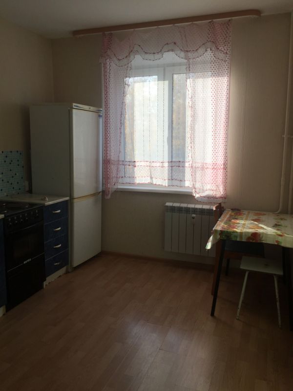 Сниму однокомнатную квартиру в челябинске без посредников. Челябинск Шмакова 12 снять квартиру.