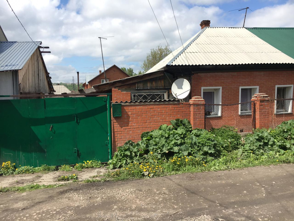 Авито дзержинский. Новосибирск Дзержинский район улицы. Дом Дзержинский. Улица Дзержинского коттедж. Дом в Новосибирске Дзержинский район.