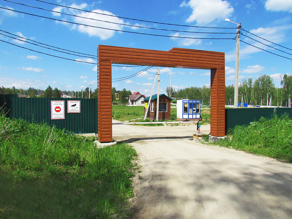 Участок новосибирская. ДНТ Рябинка Новосибирск. Плотниково Новосибирск. Плотниково Новосибирская область Ордынский район. Участок Рябинка Плотниково.