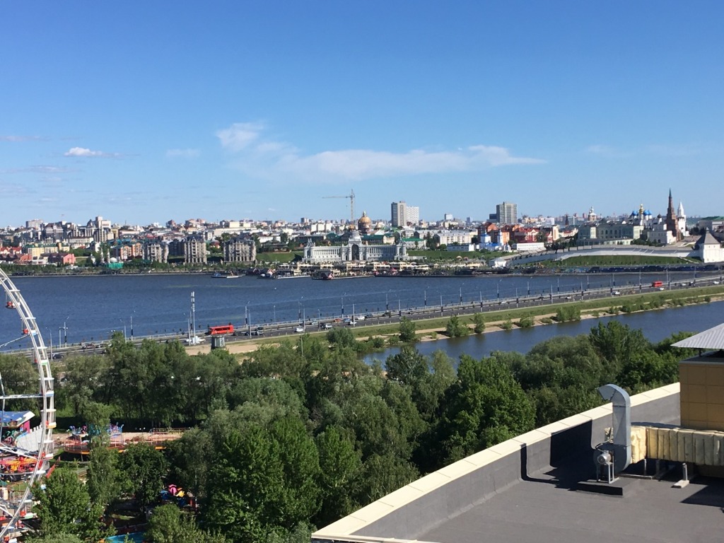 Ново савиновский районный г казани. Казань Ново Савиновский район. Приволжский район Казань. Набережная со стороны Ново Савиновского района Казани. Казань Ново Савиновский район фото.