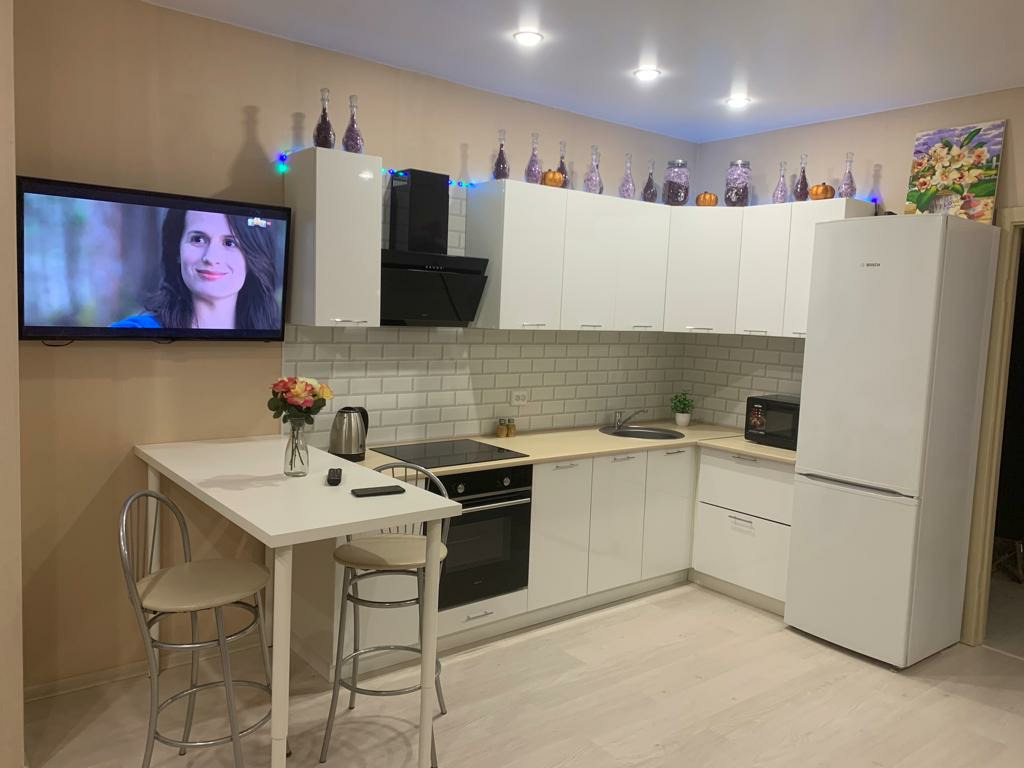 переделка однушки в студию. фадеева 89 новосибирск. студии калининский. 130 000 м²=. расстановка мебели в студии.